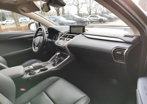 Lexus NX cena 174900 przebieg: 87145, rok produkcji 2021 z Pionki małe 379